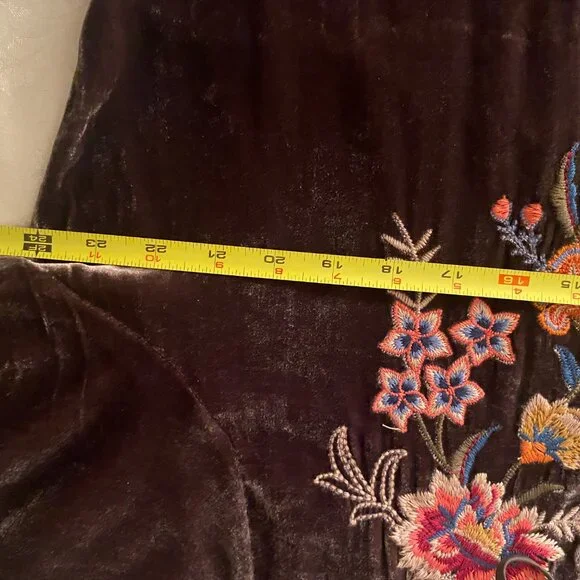 Johnny Was Taline velvet dress - Picture 4 of 7